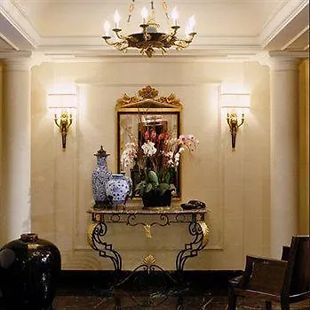 Hotel Francois 1er à Paris 4*,  France